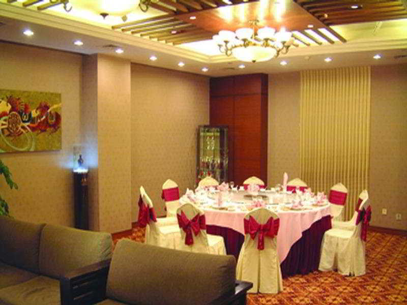 Dalian Lee Wan Hotel Екстер'єр фото