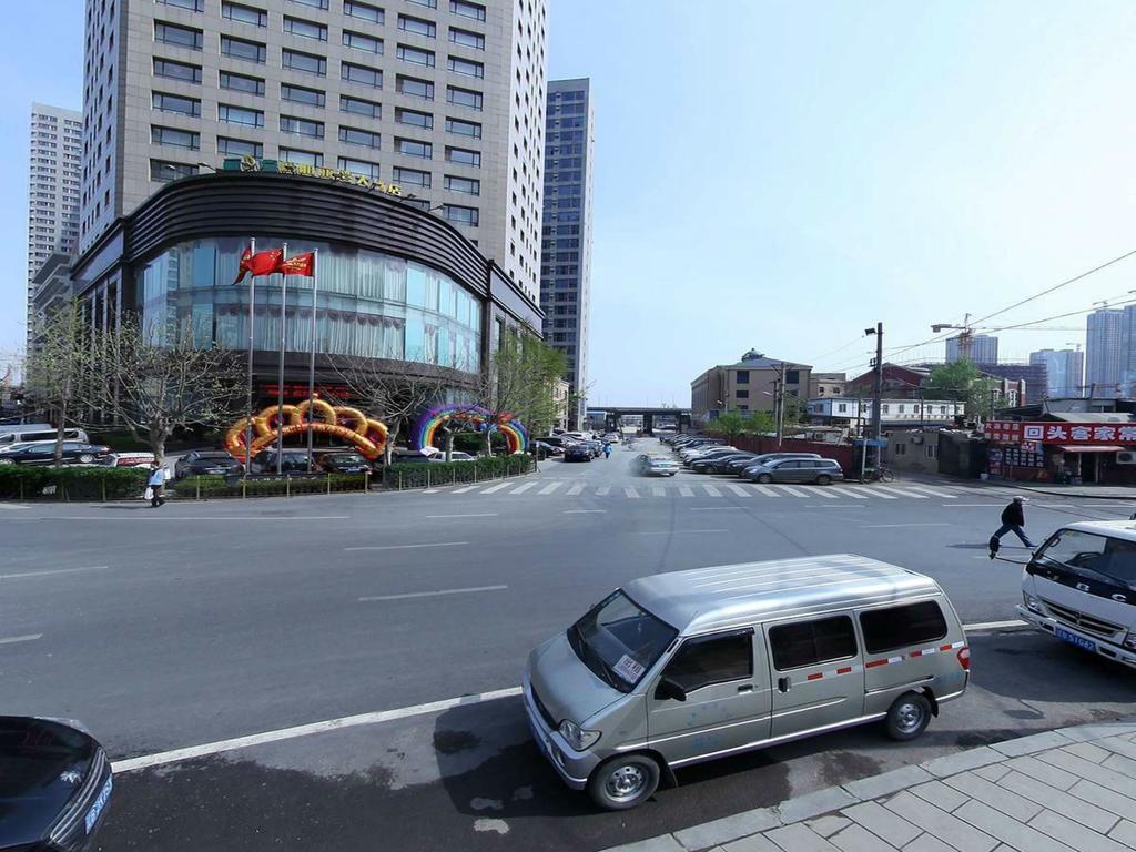 Dalian Lee Wan Hotel Екстер'єр фото