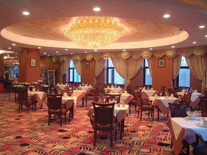 Dalian Lee Wan Hotel Ресторан фото